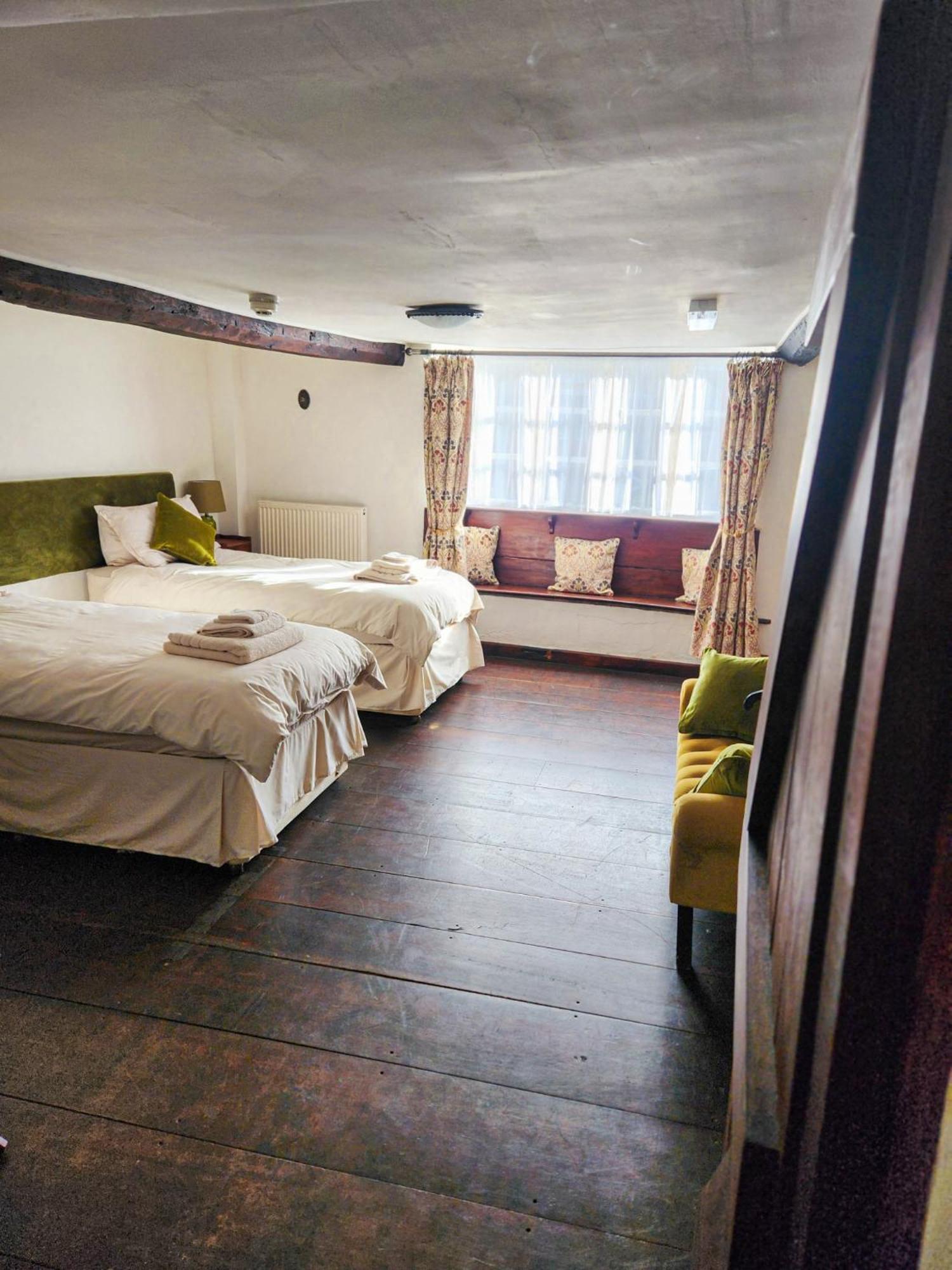 The New Inn Йовіл Екстер'єр фото